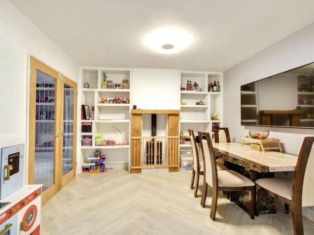 House for sale in Caldermill, East Midlands