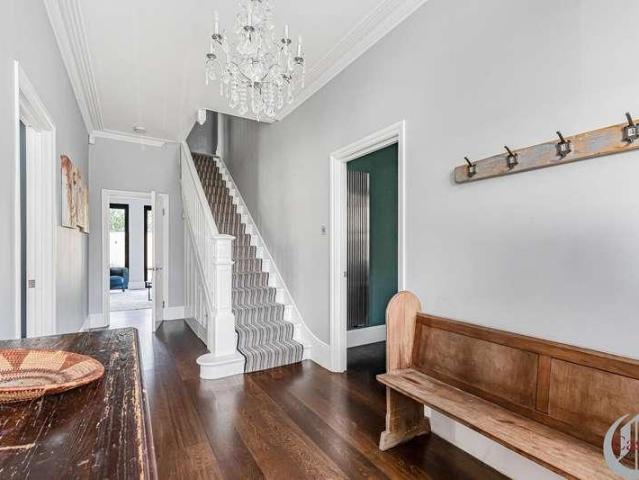 House for sale in Ferme Park, Greater London