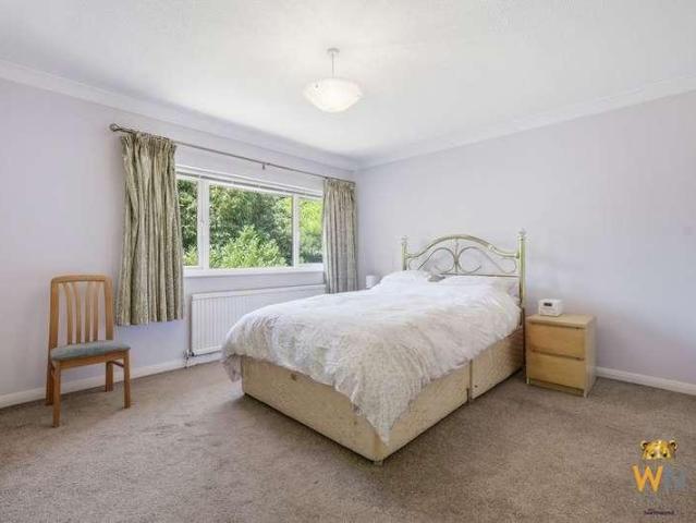 House for sale in Warley, Brentwood