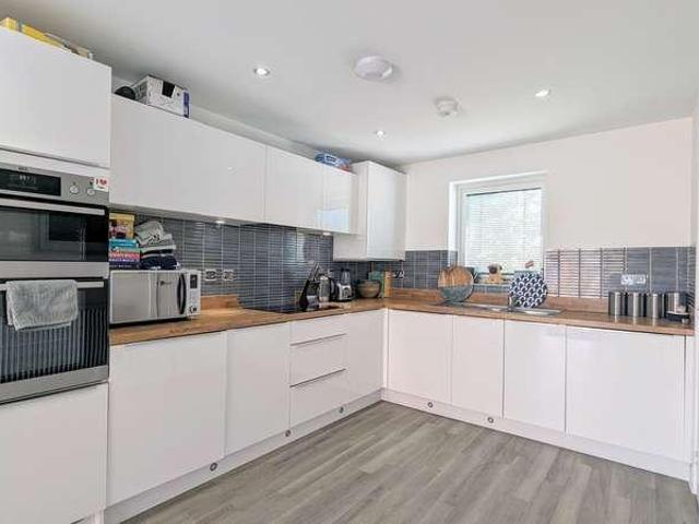 House for sale in Eagle Farm, Wavendon