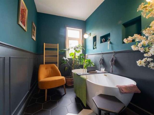 House for sale in Georgia, Greater Manchester