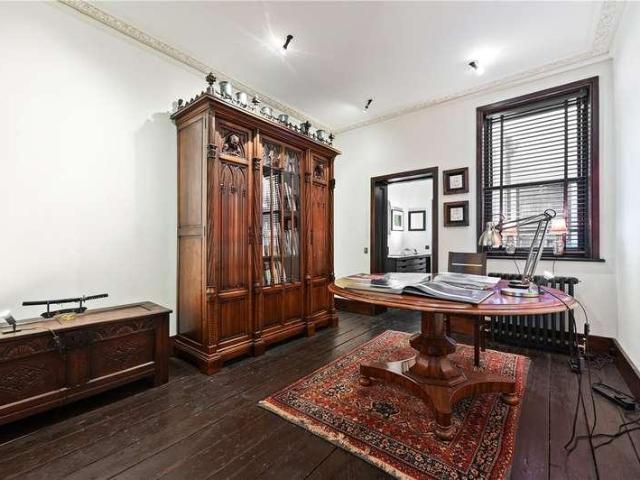 House for sale in Saint Giles, Bloomsbury