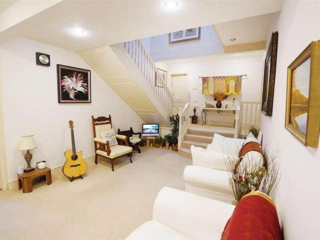 House for sale in Montcliffe, Lee Bank