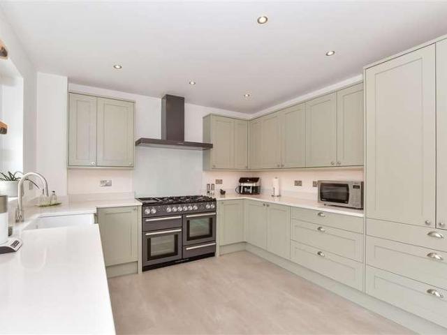 House for sale in Midway, Kent