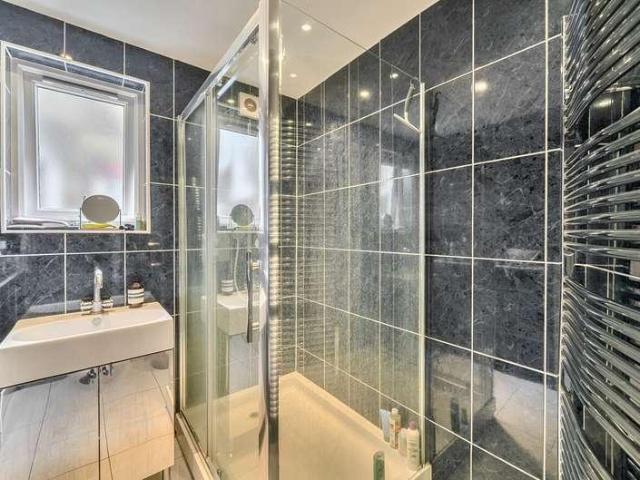 House for sale in Holloway, Greater London