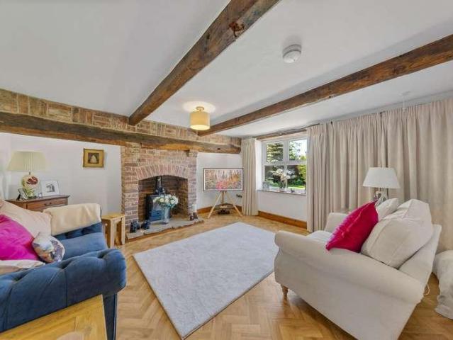 House for sale in Rixton-with-Glazebrook, Hollins Green