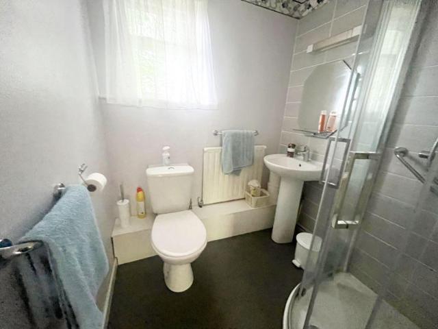 House for sale in Flemingston, Wales