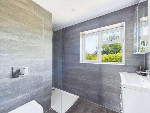 House for sale in Heol-las, Surrey