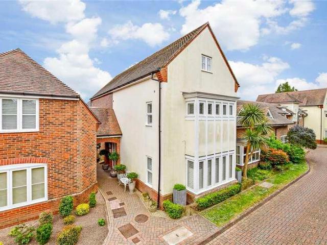 House for sale in Prinsted, Littlecote