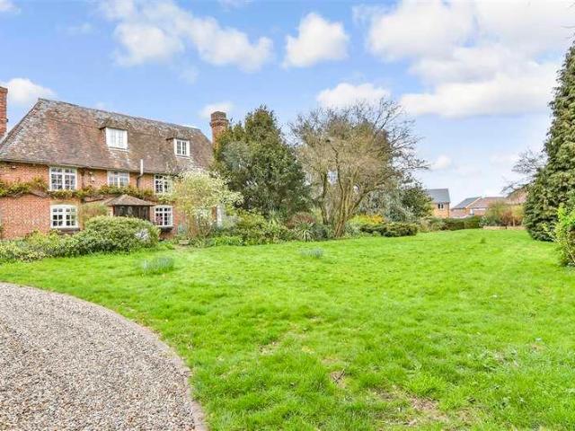 House for sale in Grove Park, Oad Street