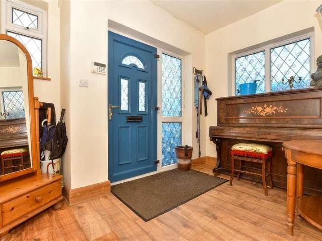 House for sale in Hampton, The Bridge