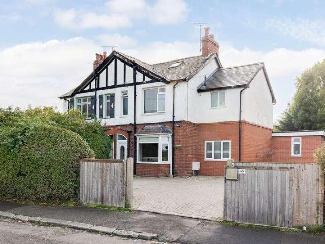 House for sale in Lache, Chester