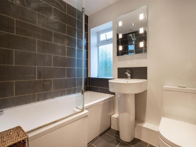 House for sale in Crookes, South Yorkshire