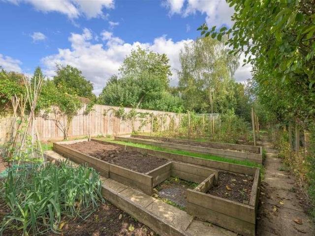 House for sale in Berrick Salome, Oxfordshire