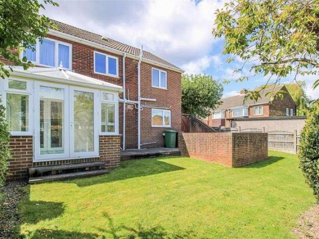 House for sale in Warmfield, West Yorkshire