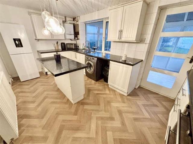 House for sale in Thornton, West Yorkshire