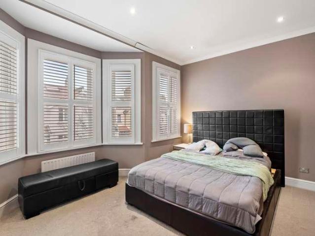 House for sale in Furzedown, Greater London