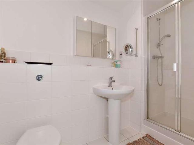 House for sale in Bridgefield, Kent