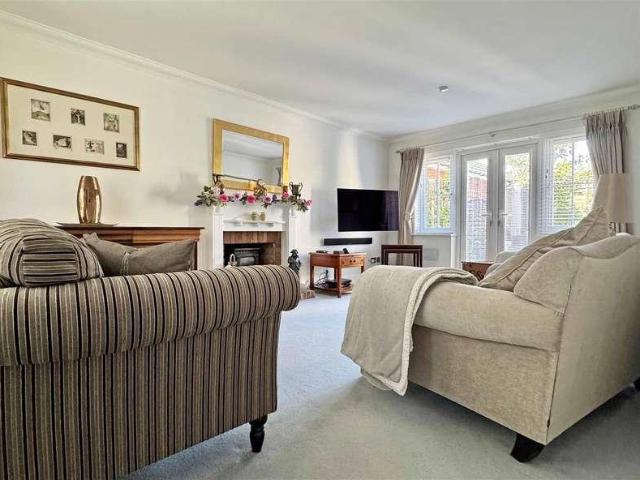 House for sale in Chipping Hill, Essex