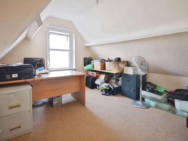 House for sale in Plasnewydd, Falcon Lodge