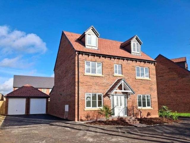 House for sale in Tewkesbury, Ashchurch