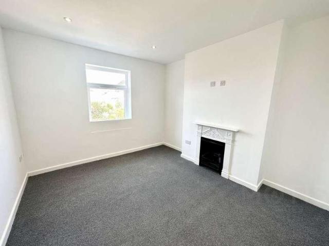 House for sale in Folkestone, Foord