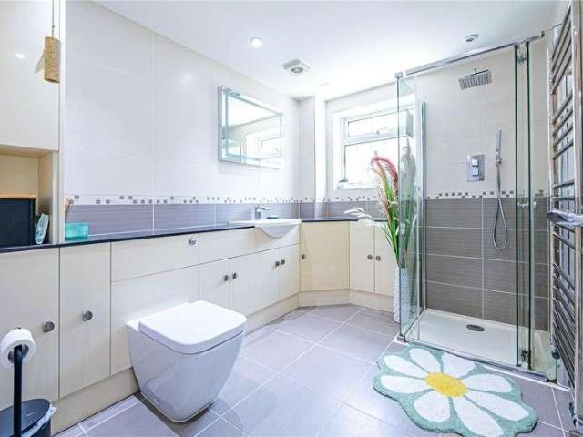 House for sale in Kensworth, Central Bedfordshire