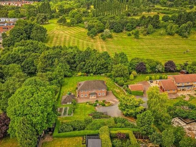 House for sale in Heatherton, East Midlands