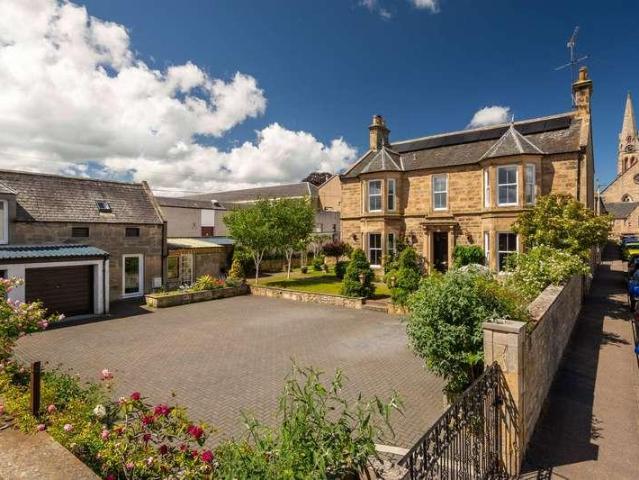 House for sale in Elgin, Scotland