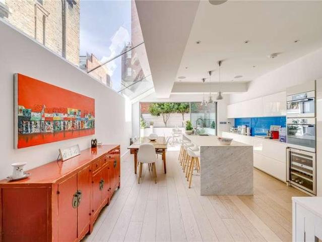 House for sale in Fulham, Greater London