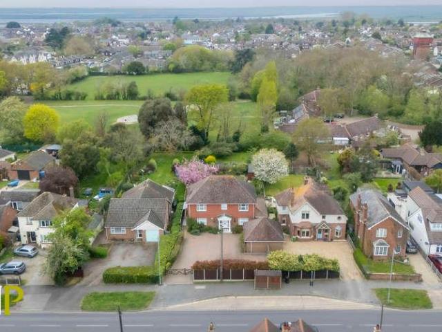 House for sale in Fordham Heath, Essex