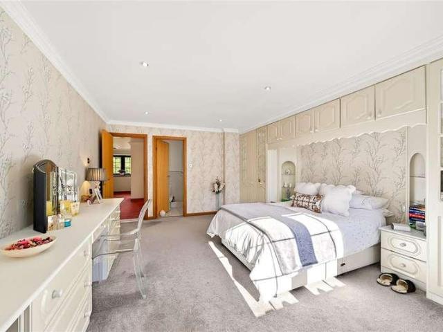 House for sale in Balerno, Scotland
