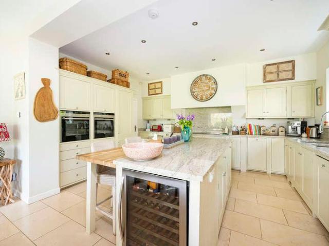 House for sale in Chelmondiston, Suffolk