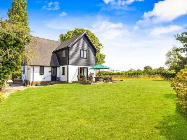 House for sale in Duton Hill, Essex