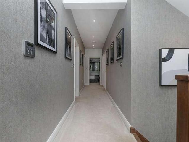 House for sale in Swincliffe, Birkenshaw