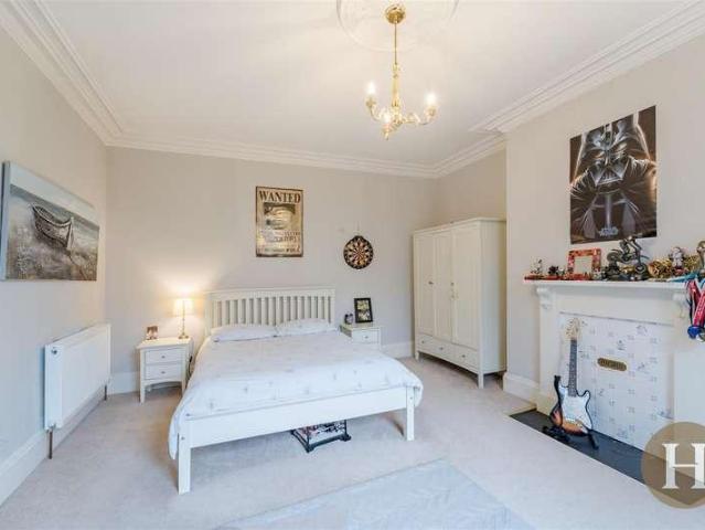 House for sale in Calthorpe Fields, West Midlands