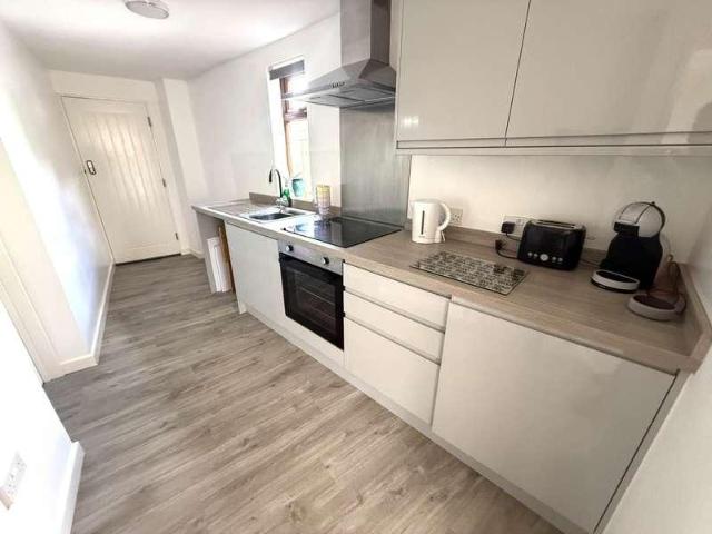 House for sale in Hulham, Budlake