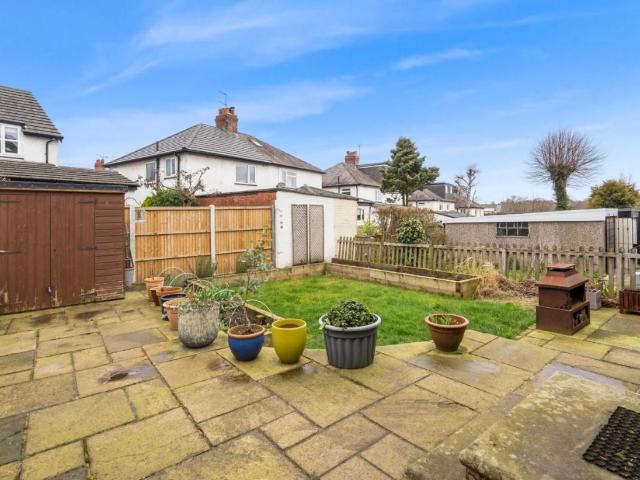 House for sale in Leeds, Park Villas
