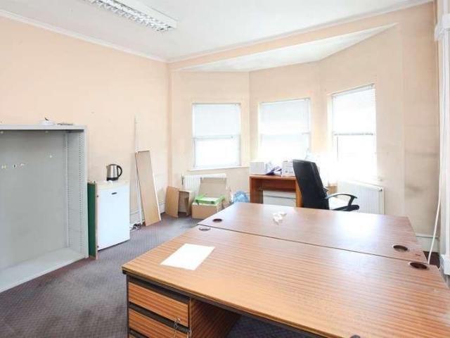 House for sale in Lawrence Hill, Wales