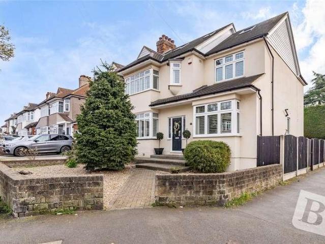 House for sale in Upminster, Greater London