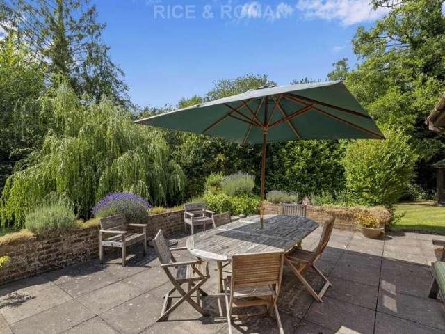 House for sale in Sunningdale