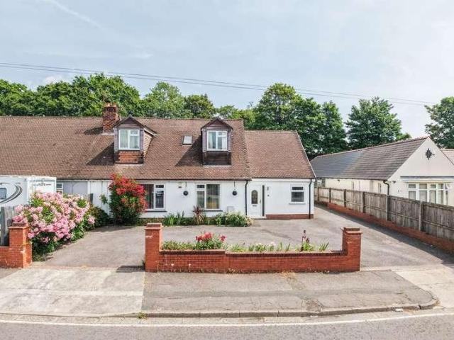 House for sale in Falcon Lodge, Wales