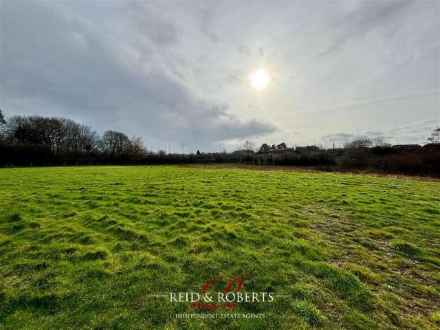 House for sale in Clwyd