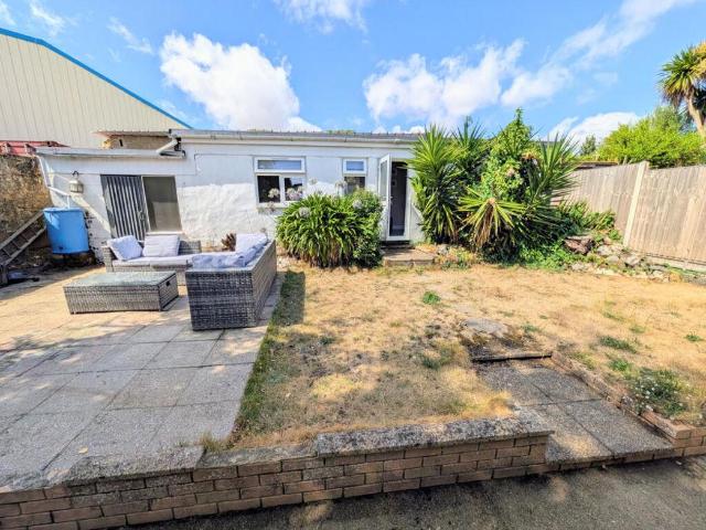 House for sale in Lower Hyde, Shanklin