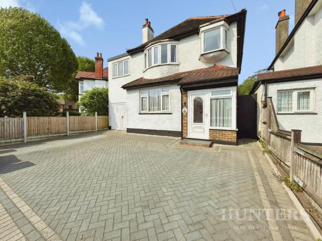 House for sale in The Wrythe, Greater London