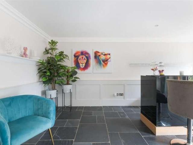 House for sale in Red Hill, Surrey