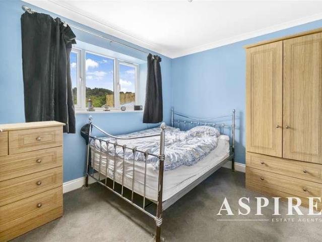 House for sale in South Benfleet, Essex