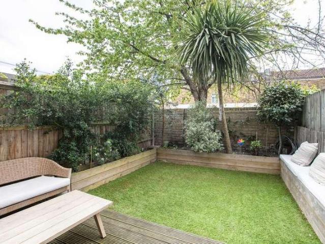House for sale in Peckham, Greater London