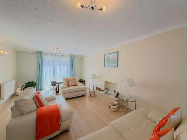 House for sale in Humberstone, Old Wharf