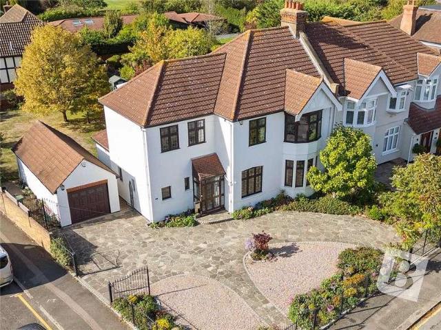 House for sale in London Borough of Havering, Greater London